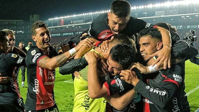 Colón realizó una petición especial a sus hinchas en este momento especial.