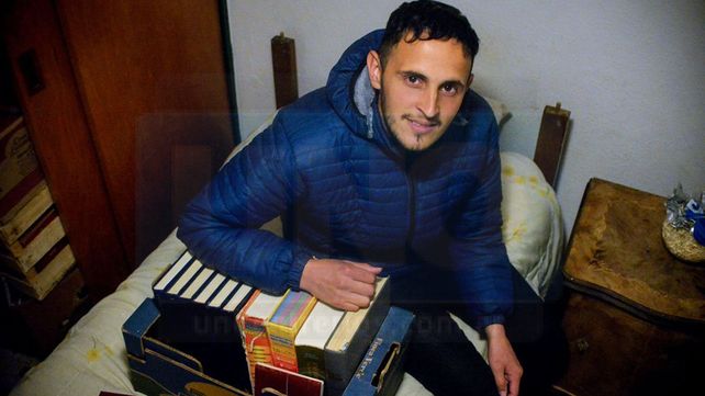 Tuber Rodríguez: No quiero que ningún libro más vaya a parar a la basura