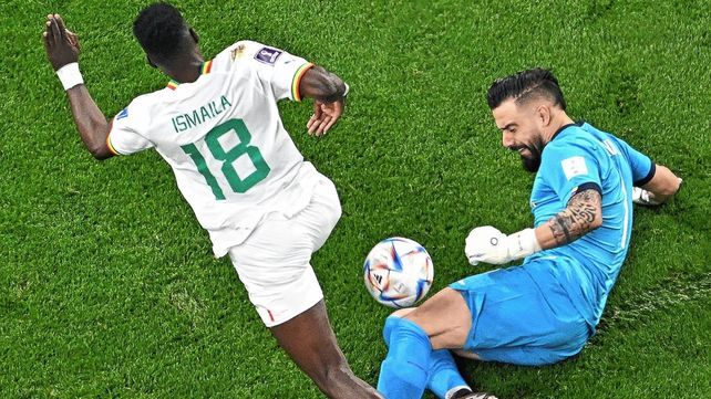 Senegal derrotó a Ecuador y lo eliminó del Mundial.