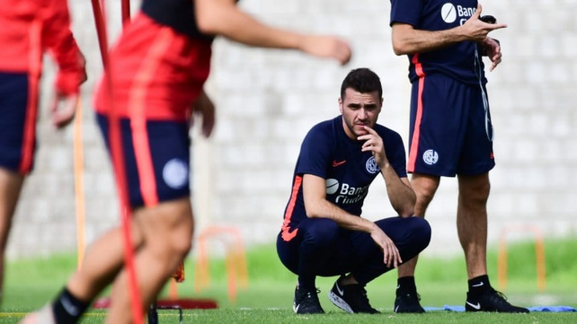 El técnico de San Lorenzo Mariano Soso dio positivo de coronavirus.