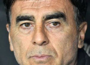 Gustavo Quinteros fue despedido de Independiente