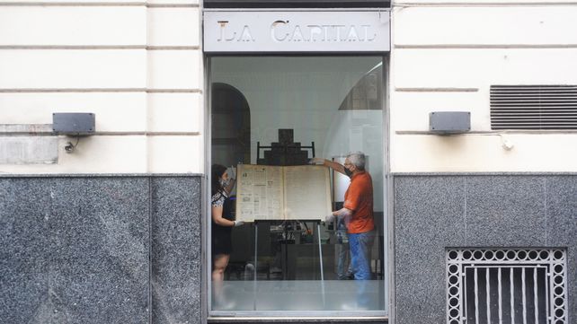 La Capital exhibe el diario El Sol de Eudoro Carrasco