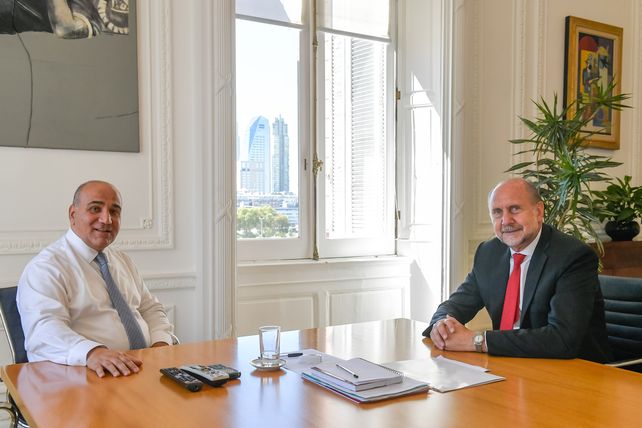 El jefe de Gabinete recibió al mandatario santafesino.