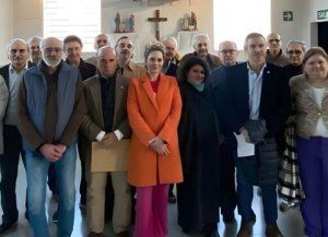 Revelan la foto del entrerriano Beltrán Benedit y otros legisladores con represores