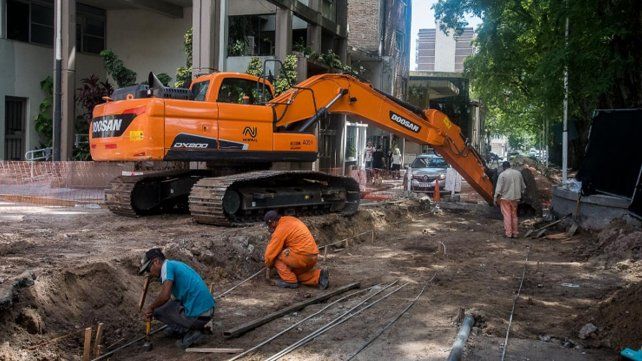 Paraná: reactivaron las obras en calles Santa Fe y Córdoba