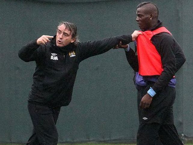 Mancini y Balotelli casi se van a las manos en el entrenamiento del City