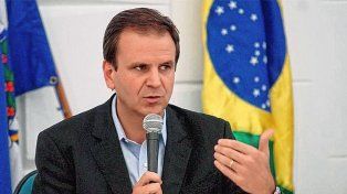 Eduardo Paes bromeó sobre la cantidad de hinchas de Boca que irán a Río de Janeiro.