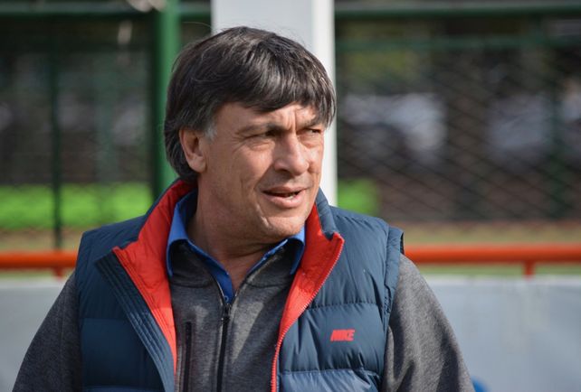 El tucumano Daniel Hourcade actualmente est&aacute; en Sudam&eacute;rica Rugby.