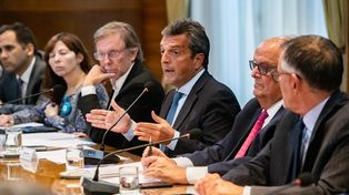 El anuncio. El martes el ministro Massa, junto a Bahillo, Batakis y De Mendiguren, anunció la asistencia.
