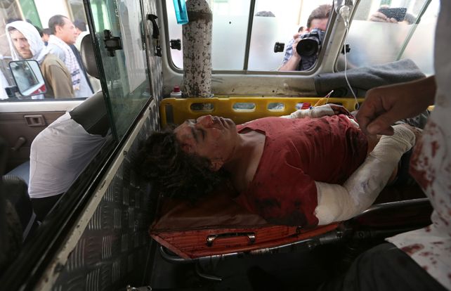 Al menos 61 muertos en un ataque de Estado Islámico en Afganistán