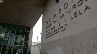 El Hospital de Niños Víctor J. Vilela, donde está internada la nena que sobrevivió al siniestro vial en la Costanera Central.&nbsp;