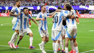 El conjunto Albiceleste mantiene un alto rendimiento y conserva su liderazgo a nivel mundial.