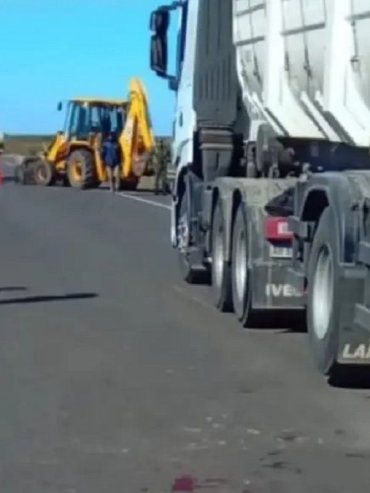 Ruta 14: un camión atropelló a un operario entrerriano y se dio a la fuga