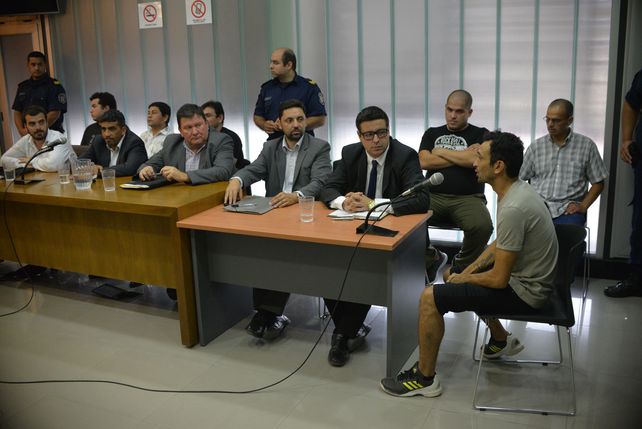 Postura. Los imputados aceptaron que golpearon a seis niños de Strobel durante el partido con Unión de Santa Fe por la Superliga.&nbsp;