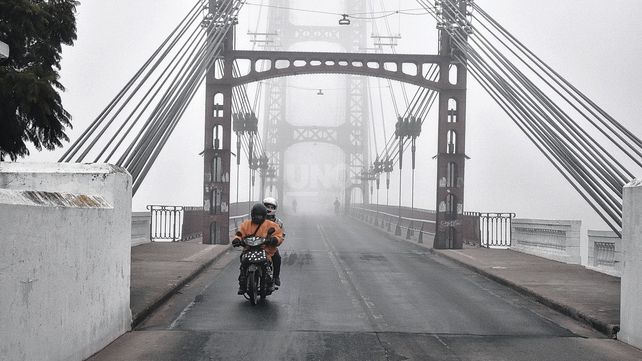 Niebla en la ciudad de Santa Fe