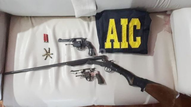 Santo Tomé: cayeron cuatro violentos tiratiros e incautaron armas de fuego