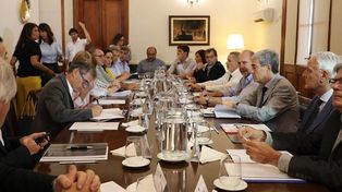 Perotti encabezó la primera reunión de gabinete