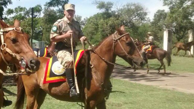 Piden dadores de sangre para el policía baleado en Santa Elena