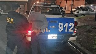 Detenido por intentar atacar a su mujer