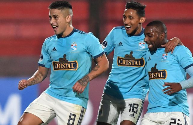 Zulia y Sporting Cristal animan el partido de ida por la Sudamericana