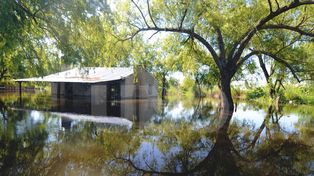 El río Paraná pasó los 6 metros y son 240 los evacuados