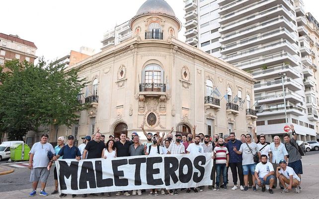 Los trabajadores de la Terminal fueron al Concejo para seguir la votación de la ordenanza.