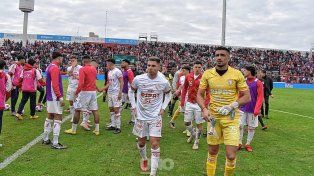La anemia ofensiva de Unión se extendió contra Platense para sumar otro empate en Santa Fe