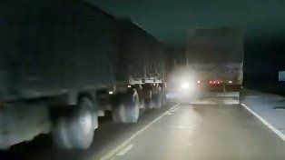 Un video muestra el momento del choque múltiple en la ruta 18