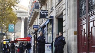 Le robaron diez millones de dólares a Kim Kardashian en pleno centro de París