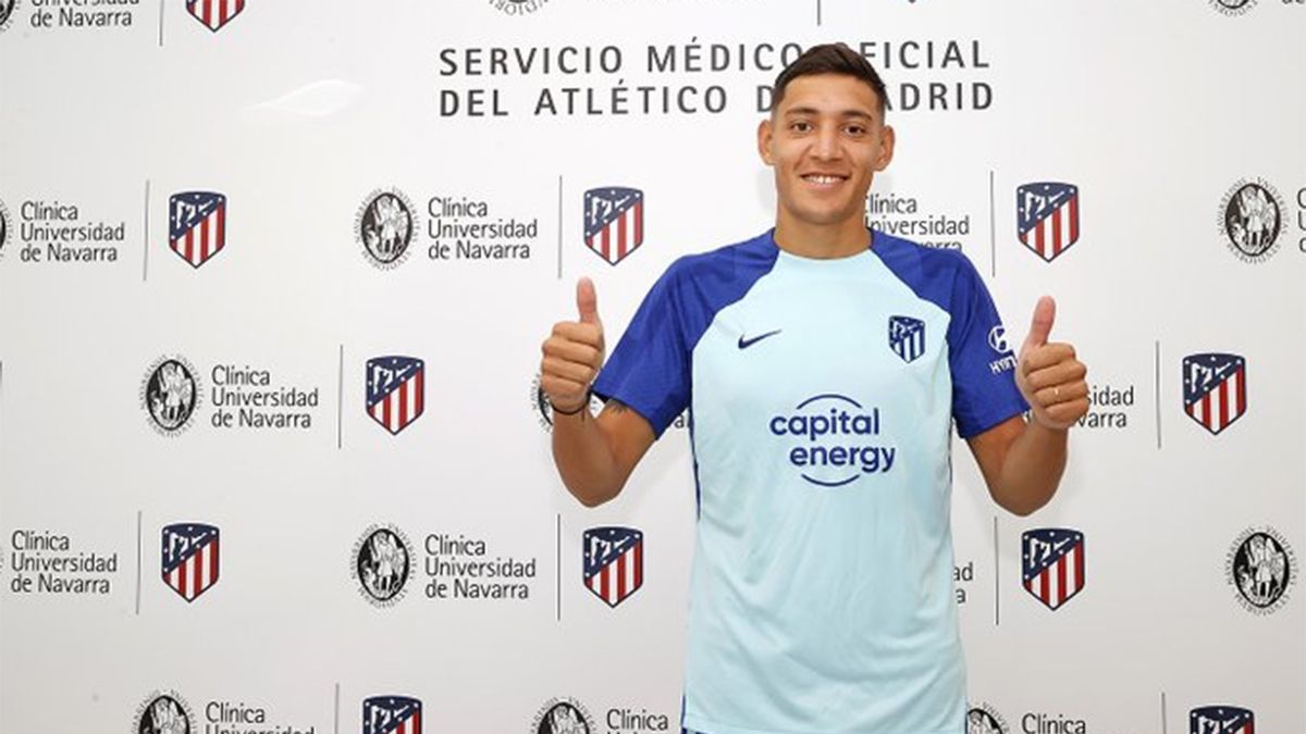 Full-back Nahuel Molina was made official as a new addition to Atlético de Madrid