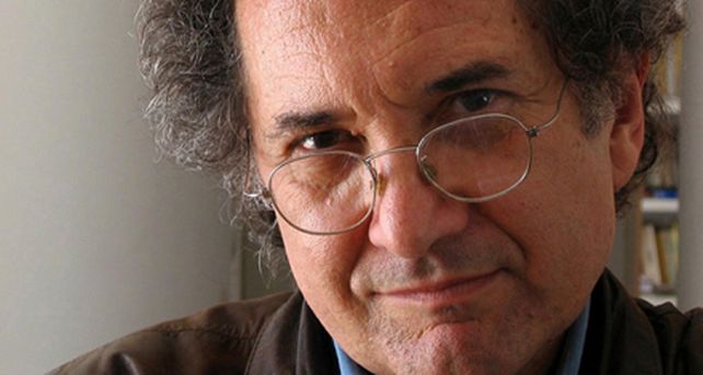 Piglia gan&oacute; el R&oacute;mulo Gallegos por su novela Blanco nocturno