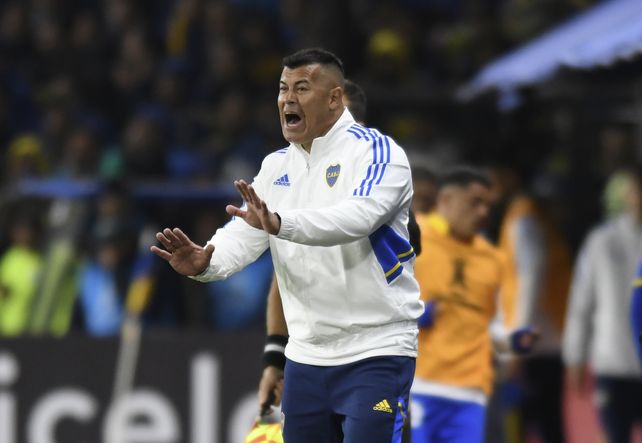 Cambia. Almir&oacute;n a&uacute;n no gan&oacute; como entrenador de Boca en la liga pero reserva.