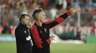 Lucas Bernardi dijo que “siempre” está a disposición de Newells. La nueva comisión decidirá su futuro.
