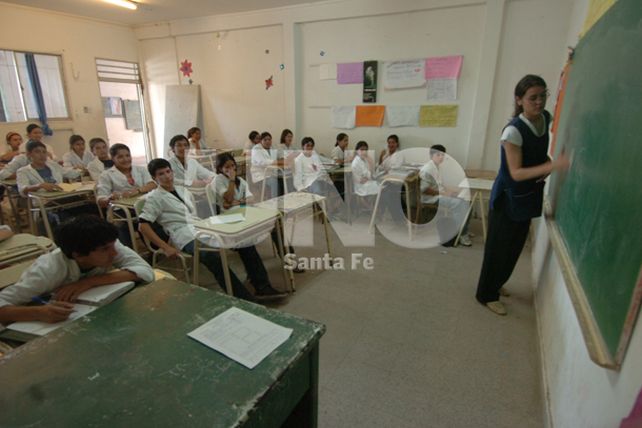 Balagué encara el desafío de “reducir la deserción del 20% en escuelas medias”