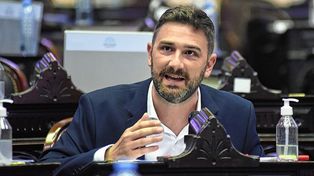 Enrique Estévez: El PJ debe mirar puertas adentro antes de atacar a la oposición