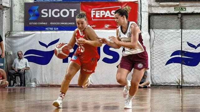 Rocamora celebró su primera victoria en la Liga Femenina