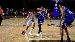 Unión perdió el primer partido de la ronda reclasificatoria de la Liga Nacional contra Riachuelo en La Rioja.