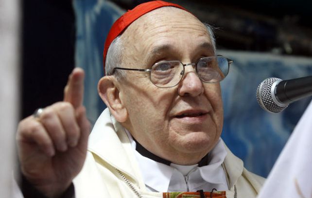 El arzobispo de Buenos Aires es uno de los cardenales que elegirán al sucesor de Benedicto.