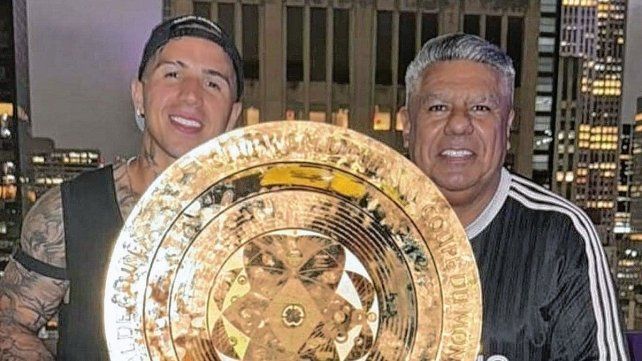 Enzo Fernández salió campeón del Mundial de Clubes y Chiqui Tapia lo felicitó en sus redes sociales.