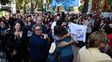 Frente al tribunal. Militantes y defensores de los derechos humanos se congregaron ayer en Oroño al 900.