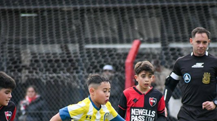Newells y Central jugaron diez partidos este fin de semana en torneos de AFA.