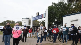 Protesta frente a la Jefatura de Rosario: reclaman salarios dignos para policías