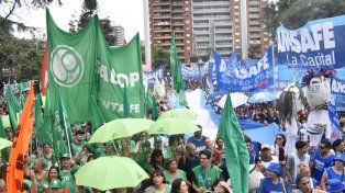 El paro docente de este lunes tuvo una movilización.&nbsp;
