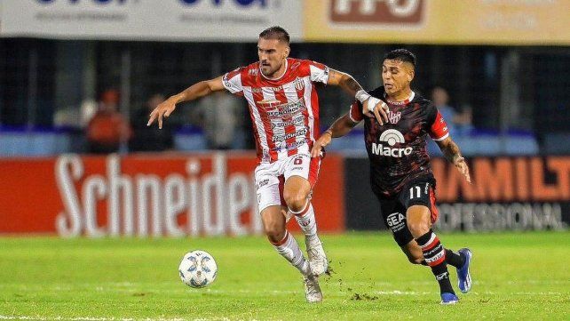 Talleres revirtió un mal comienzo de encuentro y avanzó de instancia en la Copa Argentina.&nbsp;
