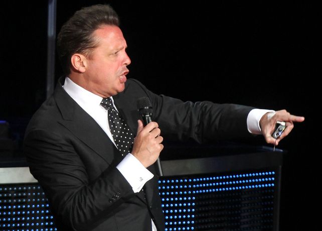 Embargan un Roll Roys a Luis Miguel para pagar una costosa demanda judicial