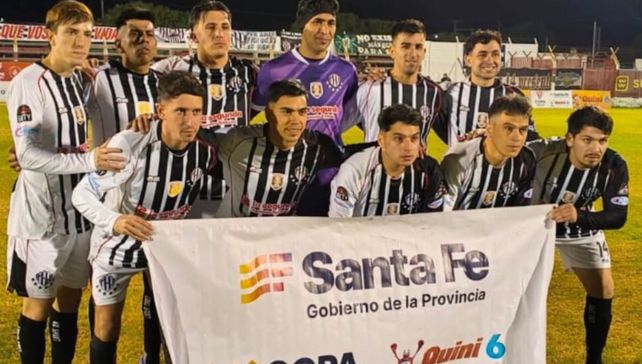 Copa Santa Fe. Timbuense venció a Central Córdoba desde los doce pasos y jugará ante Newells en cuartos.&nbsp; &nbsp;