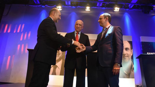 Nervios y olvidos en un debate donde se puede perder mucho