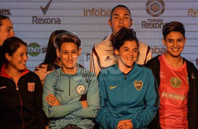 La AFA sorteó el primer torneo profesional femenino