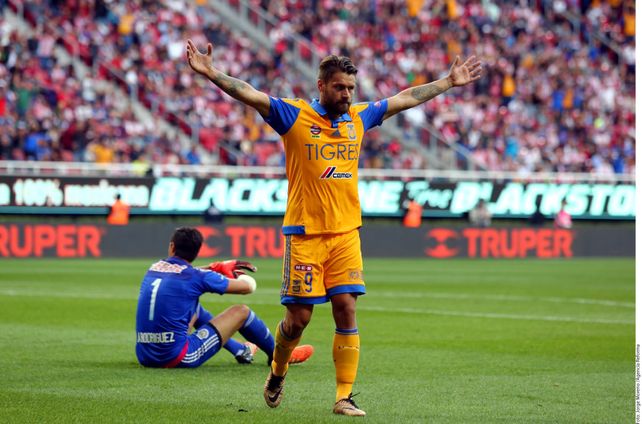 Fernando Fernández quiere buscar la continuidad que no tiene en Tigres y Colón es una buena opción.