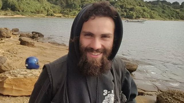 Se conocieron nuevas fotos de Santiago Maldonado antes de su desaparición